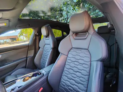 Audi e-tron GT quattro — Gran turismo électrique haute performance, 69'000 km — Miniatur 8