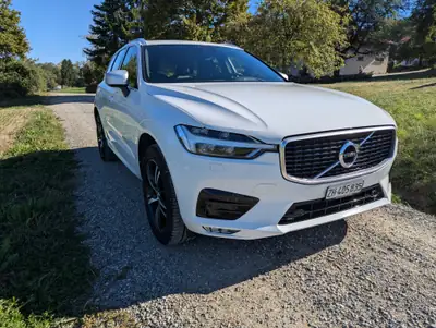 Volvo XC60 2.0 D4 R-Design AWD — SUV premium diesel, contrôle technique OK — fianco