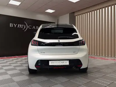 Peugeot 208 1.2 PureTech GT Pack — Citadine dynamique, essence efficace, blanc métallisé — Miniatur 13
