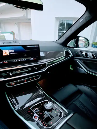 BMW X7 M60i 2025 — SUV 7 places premium, 530 ch et équipements d'exception — Detail