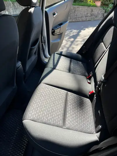 Kia Picanto 1.2 CVVT Style AMT — Citycar fiable, très peu kilométré, état impeccable — Miniatura 8