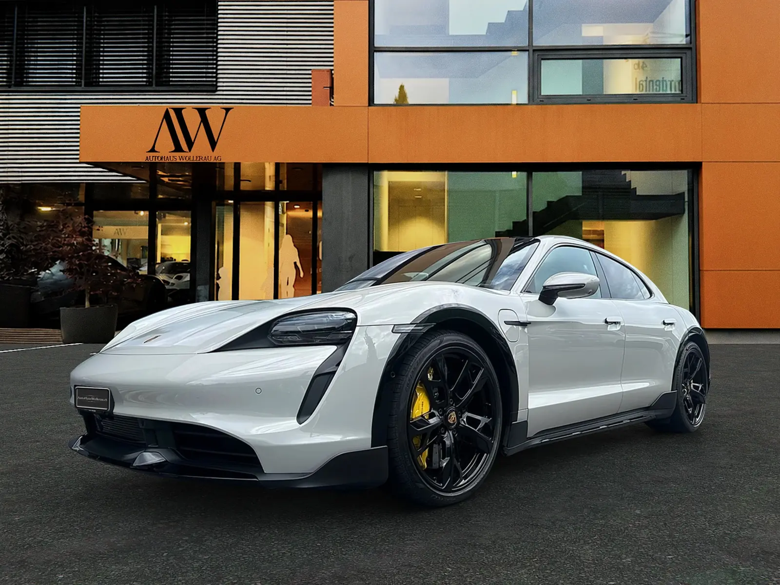 Porsche Taycan Cross Turismo Turbo S — SUV électrique haute performance, 33 900 km seulement