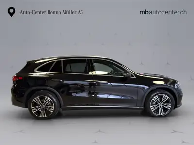Mercedes-Benz GLC 300 4Matic — SUV électrique performant, 20 km seulement — Miniatura 7