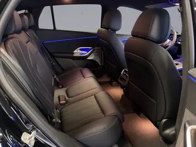 Mercedes-Benz GLC 300 4Matic — SUV électrique performant, 20 km seulement — Miniatura 18