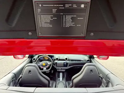 Ferrari Portofino 3.9 V8 T — Cabriolet sportif 600 ch, état impeccable — Miniatura 25