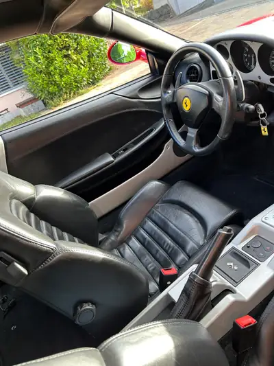 Ferrari F360 Modena Berlinetta F1 — L'icône italienne des années 2000, impeccablement entretenue — Miniatura 10