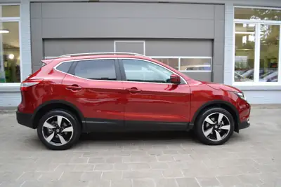 Nissan Qashqai 1.2 DIG-T — Toit panoramique, navigation intégrée, 39 500 km seulement — cruscotto