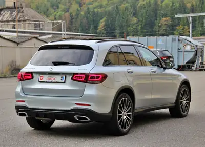 Mercedes-Benz GLC 400 d — SUV premium diesel 330 ch, fraîchement révisé — cruscotto