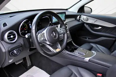 Mercedes-Benz GLC 400 d — SUV premium diesel 330 ch, fraîchement révisé — Miniatura 9
