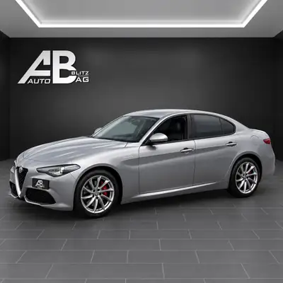 Alfa Romeo Giulia 2.0 Veloce Q4 — 280 ch, transmission intégrale, révisée et garantie — fianco