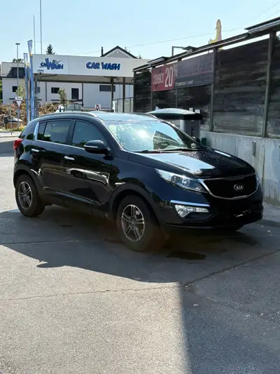 Kia Sportage 2016 — SUV polyvalent, transmission manuelle, sans sinistre — Seitenansicht