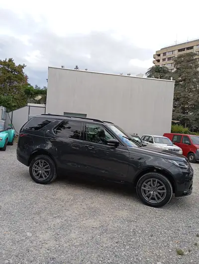 Land Rover Discovery 3.0D I6 250 SE — SUV premium 7 places, moteur 6-cylindres puissant — Miniature 14