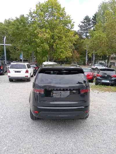 Land Rover Discovery 3.0D I6 250 SE — SUV premium 7 places, moteur 6-cylindres puissant — Miniature 19