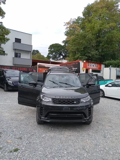 Land Rover Discovery 3.0D I6 250 SE — SUV premium 7 places, moteur 6-cylindres puissant — Miniature 22