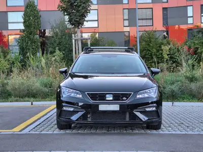 SEAT Leon 1.5 TSI — Break dynamique, première main, 45'400 km seulement — exterior view