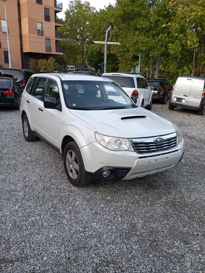 Subaru Forester 2.0D X Swiss — SUV robuste diesel, 229 000 km, sans sinistre — arrière