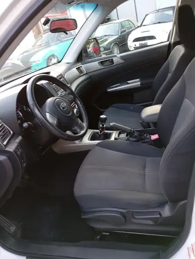 Subaru Forester 2.0D X Swiss — SUV robuste diesel, 229 000 km, sans sinistre — Miniature 9