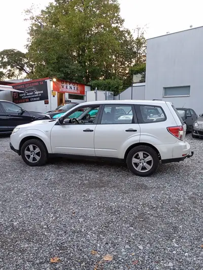 Subaru Forester 2.0D X Swiss — SUV robuste diesel, 229 000 km, sans sinistre — Miniature 8