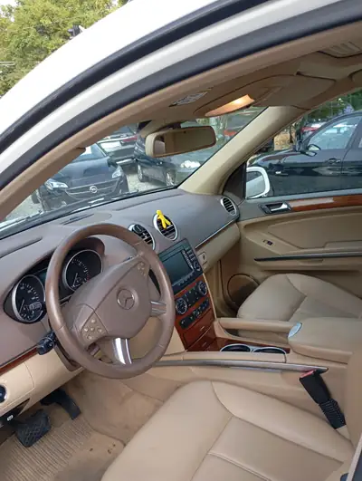 Mercedes-Benz GL 450 — SUV premium 7 places, sans accident, 158'000 km — Miniatur 7