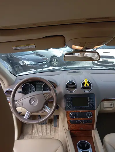 Mercedes-Benz GL 450 — SUV premium 7 places, sans accident, 158'000 km — Miniatur 8