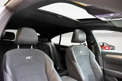 VW Arteon 2.0 TSI R-Line 4Motion — Berline élégante 280 ch, tout-terrain affirmé — Miniatura 14