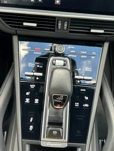 Porsche Cayenne S 2019 — SUV sportif 440 ch, garantie Porsche Approved jusqu'à 2027 — Miniatura 15