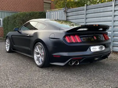Ford Mustang Shelby GT350 — Dernière génération du V8 Flatplane légendaire — arrière