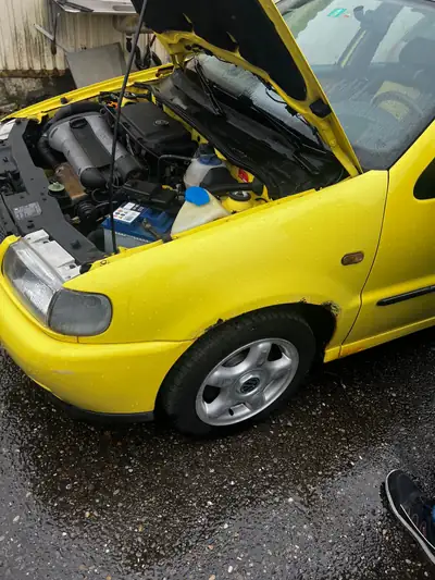 VW Polo 1.4 16V 100 — Citadine culte des années 90, sans accident — fianco
