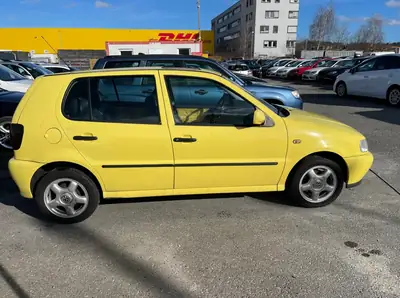 VW Polo 1.4 16V 100 — Citadine culte des années 90, sans accident — cruscotto