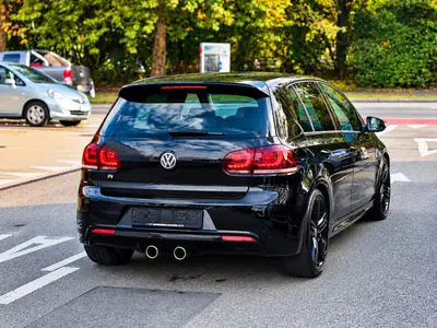 VW Golf 2.0 TSI R 4Motion DSG — Performance 270 ch, Transmission intégrale, Entretien VW complet — Miniature 7