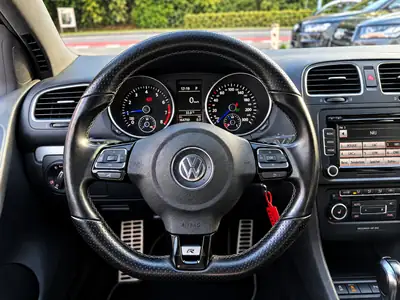 VW Golf 2.0 TSI R 4Motion DSG — Performance 270 ch, Transmission intégrale, Entretien VW complet — Miniature 12