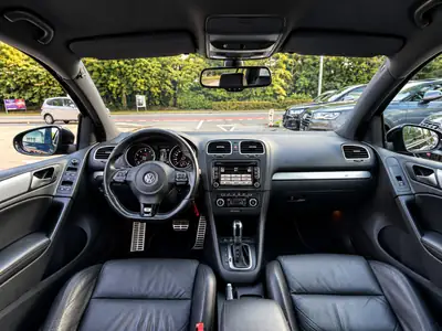 VW Golf 2.0 TSI R 4Motion DSG — Performance 270 ch, Transmission intégrale, Entretien VW complet — Miniature 16