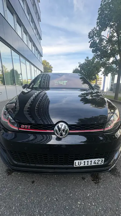 VW Golf 2.0 TSI GTI TCR — 290 ch dynamiques, DSG et jantes 18 pouces hivernales incluses — Miniature 8