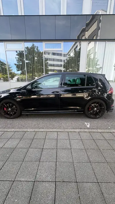 VW Golf 2.0 TSI GTI TCR — 290 ch dynamiques, DSG et jantes 18 pouces hivernales incluses — Miniature 12
