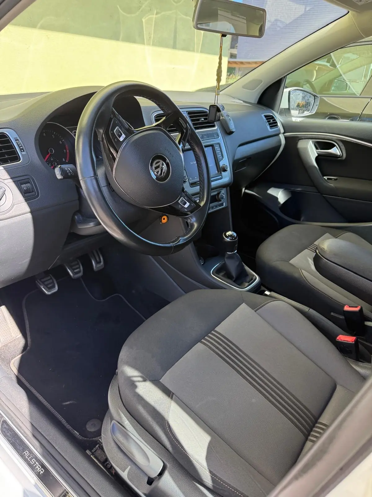 Volkswagen Polo 2016 occasion Alchenflüh — 5