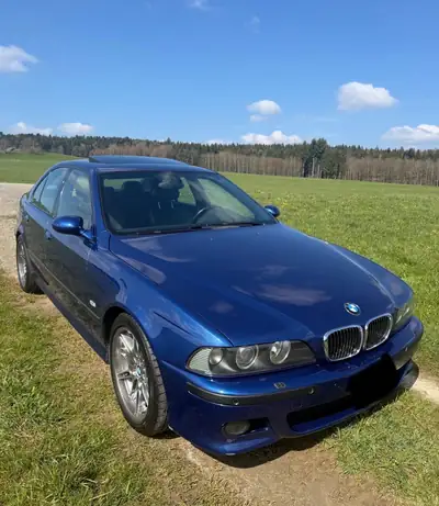 BMW M5 E39 Facelift — Berline sportive de légende, 400 ch et boîte manuelle — arrière
