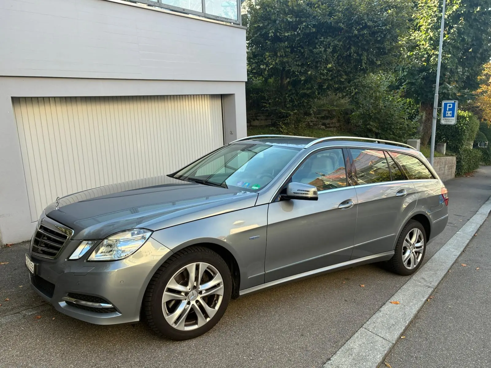 Mercedes-Benz Classe E 2011 occasion Zürich — 1