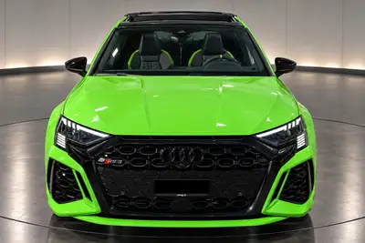 Audi RS3 2.5 TFSI Quattro — Berline haute performance, 39 400 km, garantie constructeur — Seitenansicht