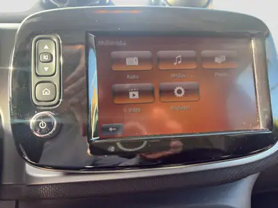 Smart Fortwo Brabus Twinmatic 2016 — Citadine sport compacte, entretien suivi — Miniatura 12