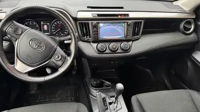 Toyota RAV-4 2.0 Trend Multidrive S — SUV polyvalent, transmission automatique intégrale — vista posteriore