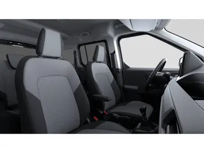 Ford Tourneo Courier 1.0 EcoBoost Titanium — Monospace compact efficace et pratique — Miniature 13