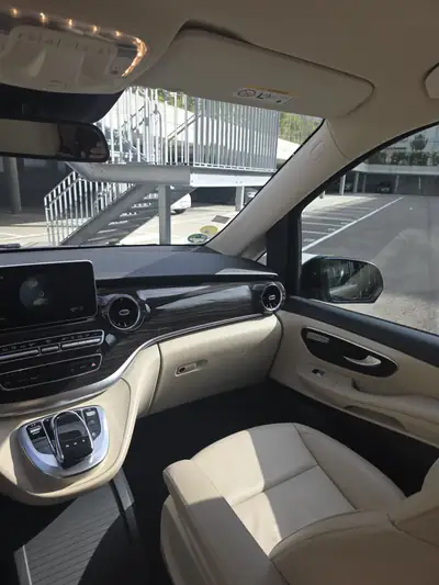 Mercedes-Benz V 250 d BlueTec — Monospace premium diesel, 6 places confort — Thumbnail 10