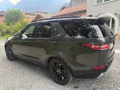Land Rover Discovery 3.0 SDV6 HSE Luxury — SUV 7 places premium, 120'000 km seulement — side view
