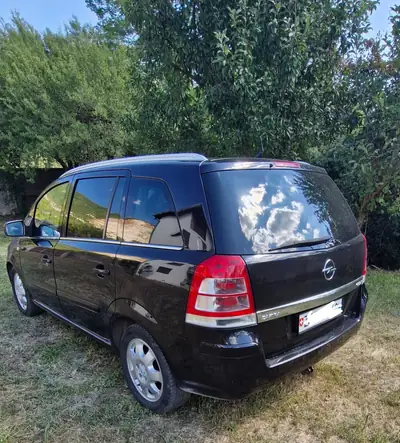 Opel Zafira 1.7 CDTI eFLEX Enjoy — Monospace 7 places, diesel économe — vista esterna