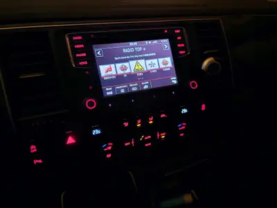 VW T6 2.0 TDI 150 — Monospace 7 places tout-terrain, entretien impeccable — Thumbnail 9