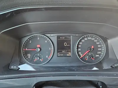 VW T6 2.0 TDI 150 — Monospace 7 places tout-terrain, entretien impeccable — Thumbnail 7