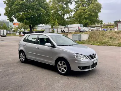 VW Polo 1.6 16V Comfortline — Citadine fiable, boîte auto, 164'000 km — fianco
