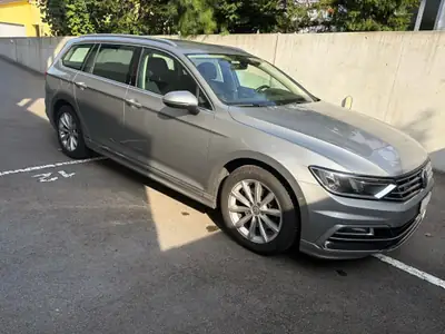 VW Passat 2.0 TDI 150 R Line — Monospace efficient, 169 000 km — arrière