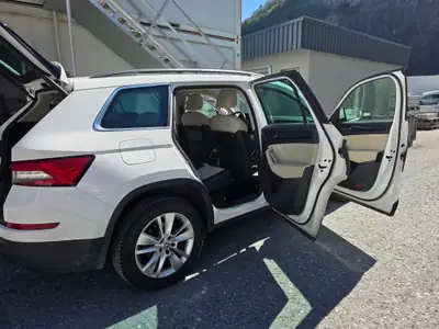 Skoda Kodiaq 2.0 TDI Style DSG — SUV 7 places robuste, 136 000 km seulement — rear view
