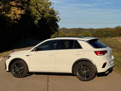 VW T-ROC 2.0 TSI R 300 ch — SUV sportif Intégral, échappement Akrapović premium — vue extérieure